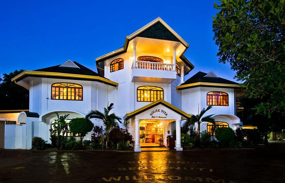 Dolce Hotel