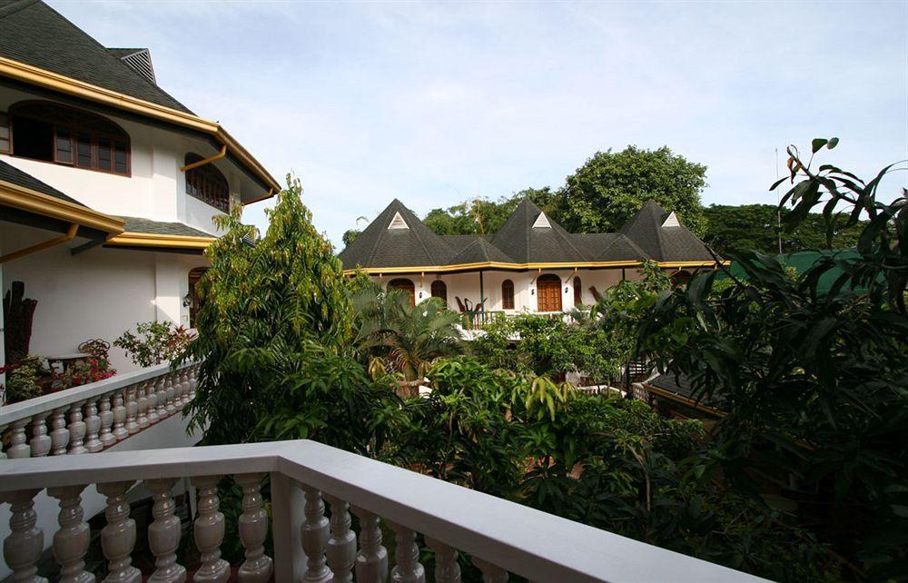 Dolce Hotel