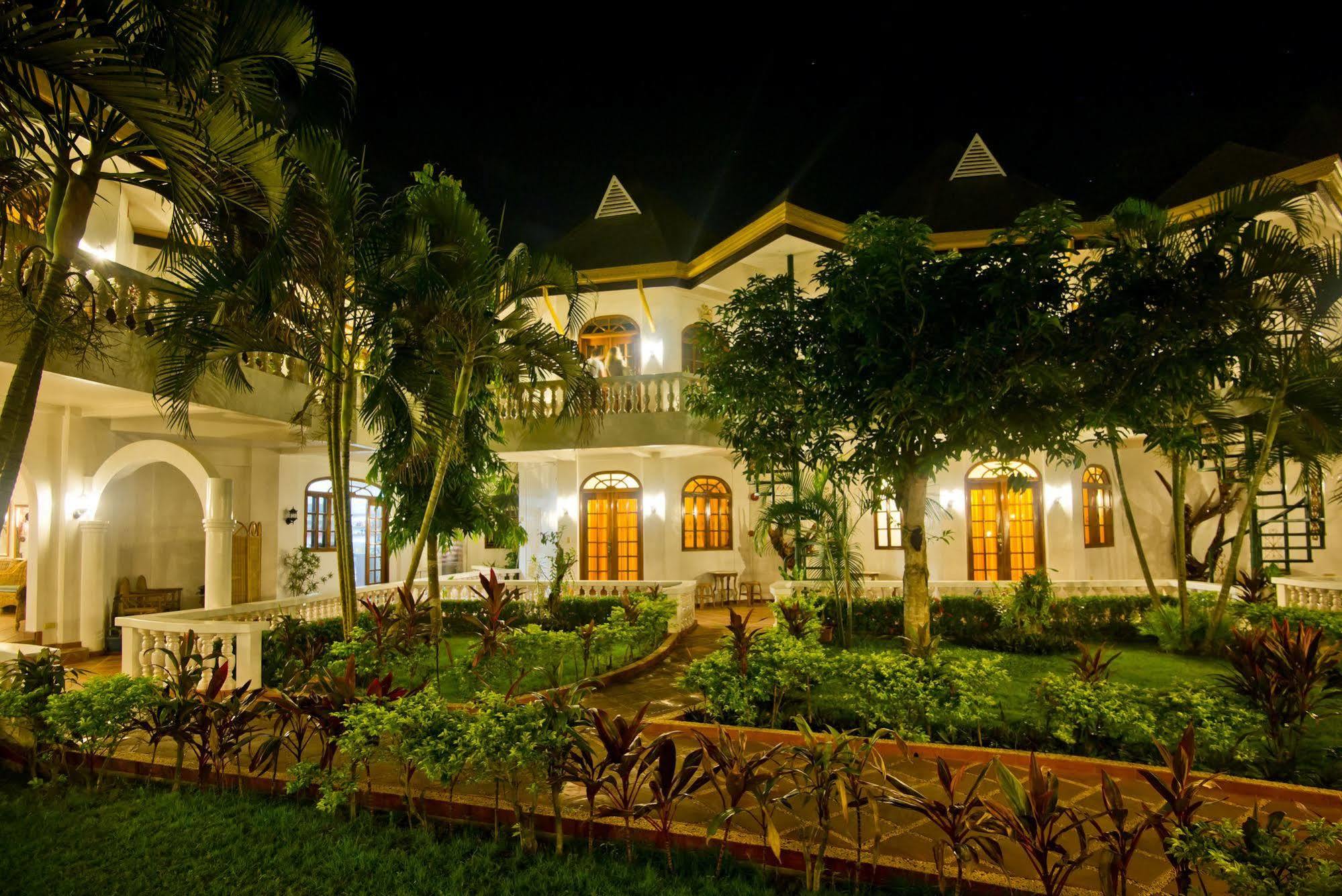 Dolce Hotel
